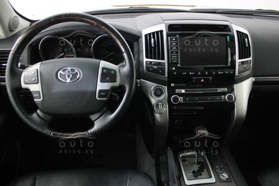 Купить крузер 2012. Toyota Land Cruiser 2012 Android Monitor.