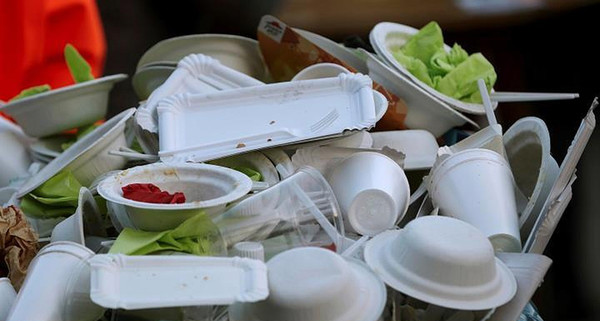 Посольство Великобритании в Кыргызстане запустило кампанию против использования одноразовой пластиковой тары — Экология АКИpress