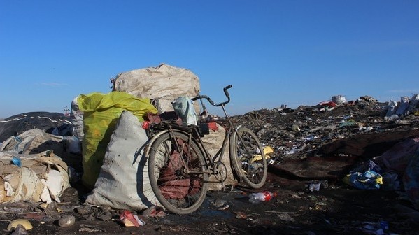 Проект по мусорному полигону Бишкека никто не затягивает, - вице-мэр Э.Исаков — Экология АКИpress